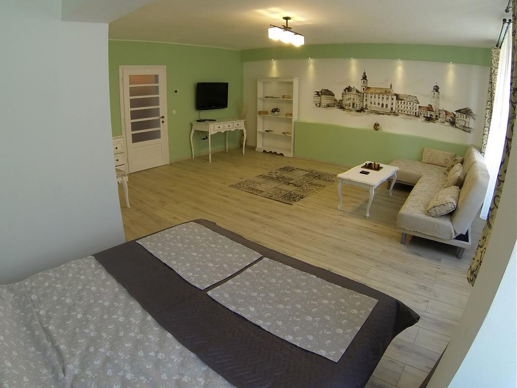 Cetatii Apartment Сібіу Екстер'єр фото