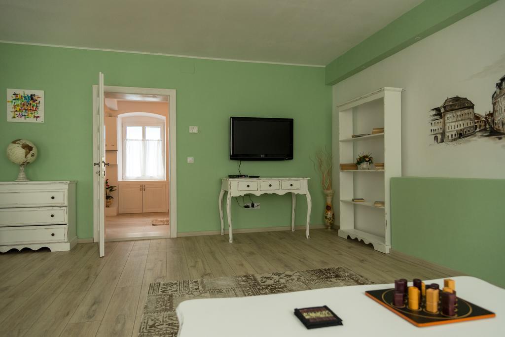 Cetatii Apartment Сібіу Екстер'єр фото